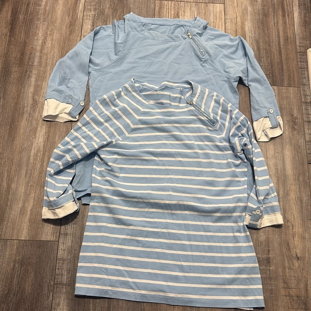 E.L.I solid and striped blue top lot with zipper neck detail size small